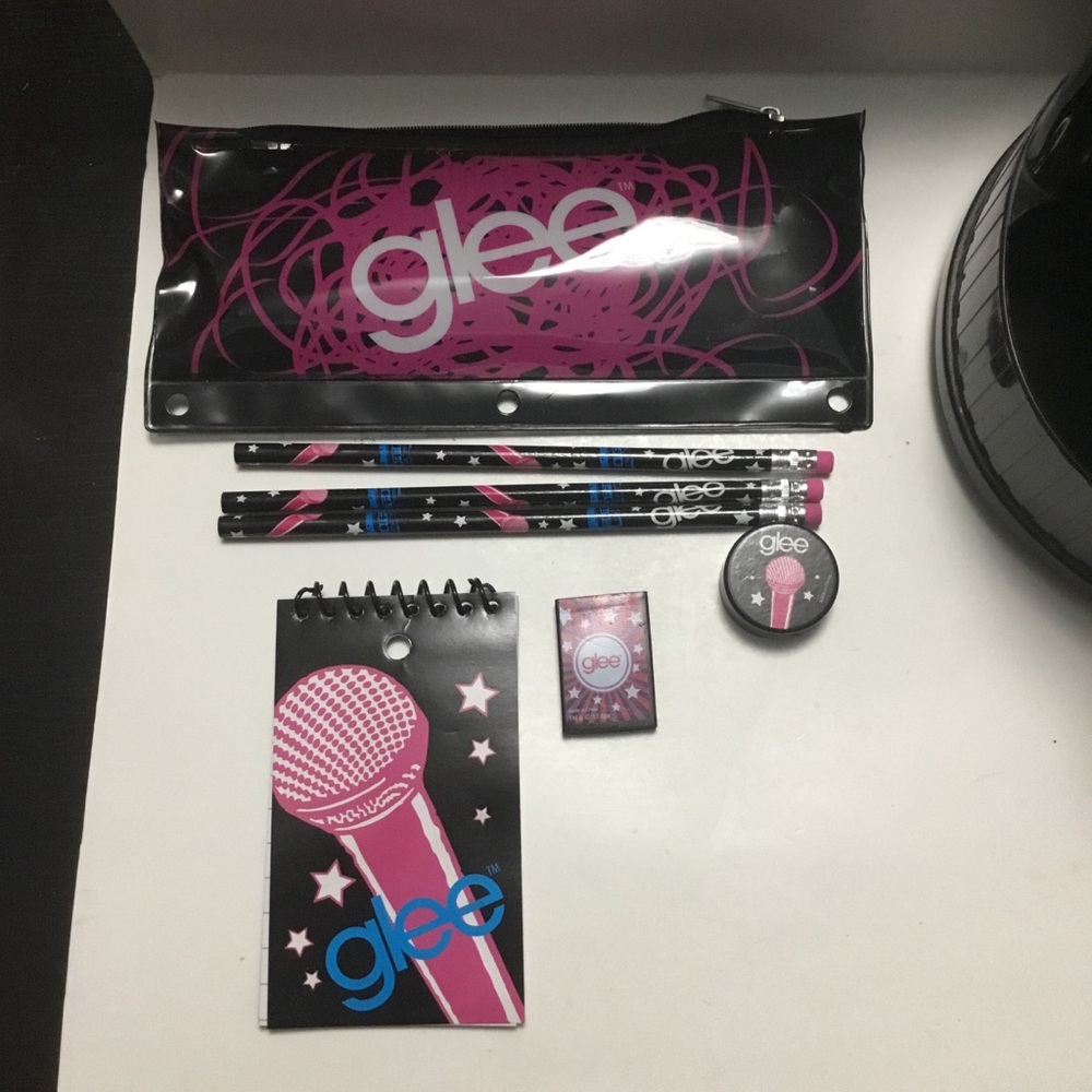 GLEE Stationary Set Unused